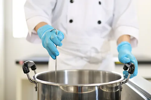 即戦力となるためのスキルを磨く“プロジェクト実践科目”